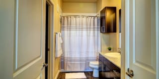 Martha's Vineyard Place Gallery 7