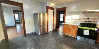 371-373 Oakland Street Gallery 5