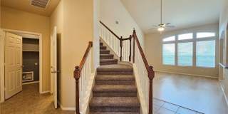AVAILABLE NOW & READY FOR MOVE-IN - INGROUND POOL & SOLAR PANELS! Gallery 16