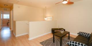 Lakeside Village Townhouse 2 Bedroom  2.5 Bath Available for Short-Term Rental Gallery 18