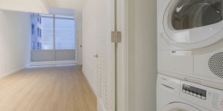 Prism Prism Gallery 39