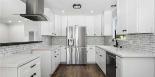 201 E 16th Street Gallery 13