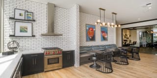 WAYFARER APARTMENTS + MARINA Gallery 48