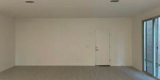 Beautiful 4Bdm 2.5Ba Home, Centrally located! Gallery 16