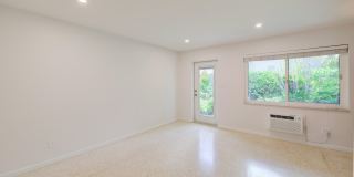 1635 NE 5th Court Gallery 4