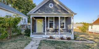 Charming 2 Bedroom Just Minutes from the Old Market!! Gallery 1