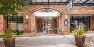 Uptown Queen Anne Gallery 8