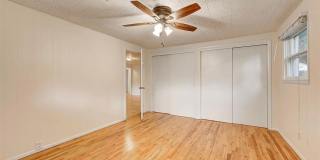 Charming 3 Bedroom Home – Pets Welcome! Gallery 8