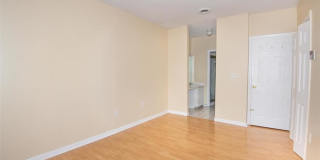 90 Kane St Gallery 10