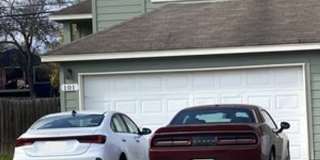 3 Bed 3.5 Bath Duplex on TXST Bus Route! Gallery 1