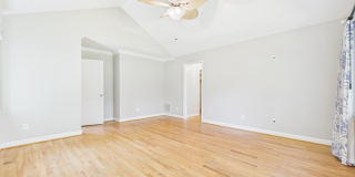 2912 Oberlin Road Gallery 28