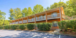 Lindsey Manor Apartments Gallery 14