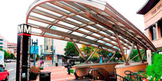 Nice One Bed + One Bath in Luxury Secure Doorman Bldg Gallery 17