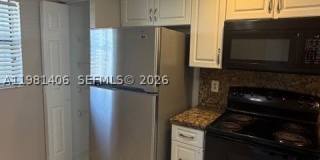 20810 NE 8th Ct Gallery 1