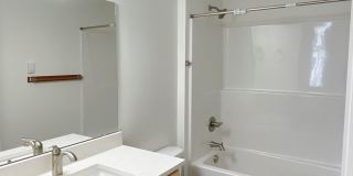 1205 North Garden Street Gallery 78