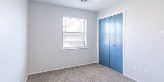 Upgraded & Specious Two Bedroom Must See!! Gallery 12