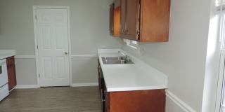 3881 Crest Drive Gallery 13