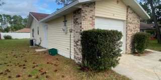 Charming 2-Bedroom, 2-Bath Single Family Home - Fully Renovated -Must See! Gallery 5