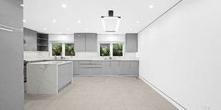 1211 South Sherbourne Drive Gallery 4