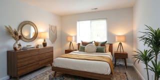 Crescent Oaks Gallery 16