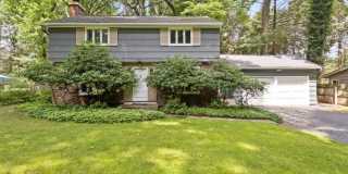 485 Oakridge Drive Gallery 1