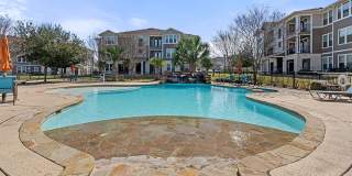 Parkway Grande Apartment Homes Gallery 18