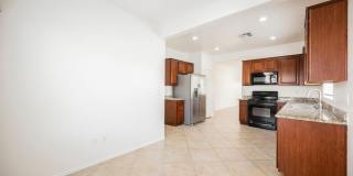 Beautiful Home In Sun City Aliante!! Gallery 9