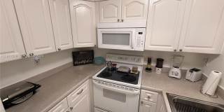 11715 SW 18th St Gallery 5