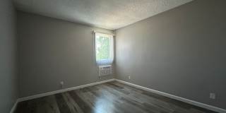 Tarzana Five Apartments Gallery 78
