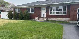 32 Moreland Avenue Gallery 1