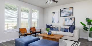 Caso University Heights Gallery 4