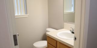 Beautiful 3-Bedroom 2-Story Home in Ridgefield for Rent - 1211 NE 168th St Gallery 11
