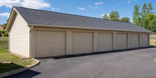 Breckenridge Apartments Gallery 16