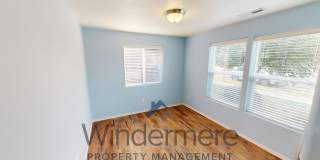 230 Chapra St *fully fenced back yard* Gallery 7