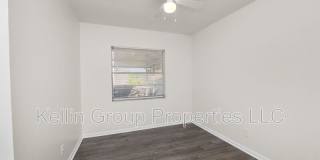 303 Regal Park Dr Gallery 28