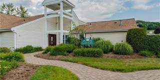2312 Whispering Hills Gallery 23