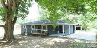 67 Whispering Pines Road Gallery 1