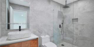 1825 NE 197th Ter Gallery 7