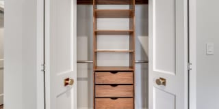 202 GARDEN ST Gallery 17