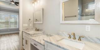 4072 Biltmore Avenue Gallery 20