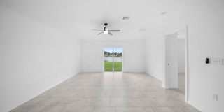 Stunning New construction home in North Fort Myers Gallery 5