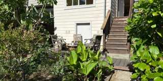 Epic REA- Serene 2 BR/1 BA Flat w/Private Deck & Yard in Lone Mountain Gallery 54