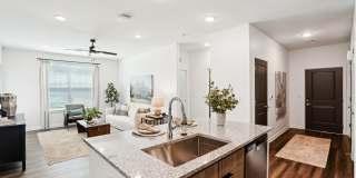 The Pullman Luxury Apartment Homes Gallery 56
