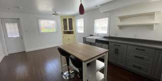 106 S WALNUT Street 106 S WALNUT Street Gallery 5