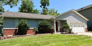 COMING SOON - Beautiful 3-Bedroom Home in Frontenac – Ladue School District Gallery 1