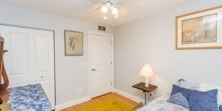 4113 N Southport Avenue Gallery 22