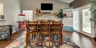 River Oaks Gallery 9