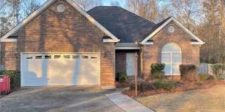 104 Village Walk Gallery 1