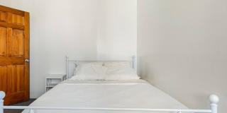 Charming Spacious 1BR Apt. in Brooklyn. (All inclusive) Gallery 14
