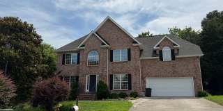 Lenoir City 37771 - 4 bedroom 2.5 bath - call Sharon Arnwine 865-313-7215 Gallery 1